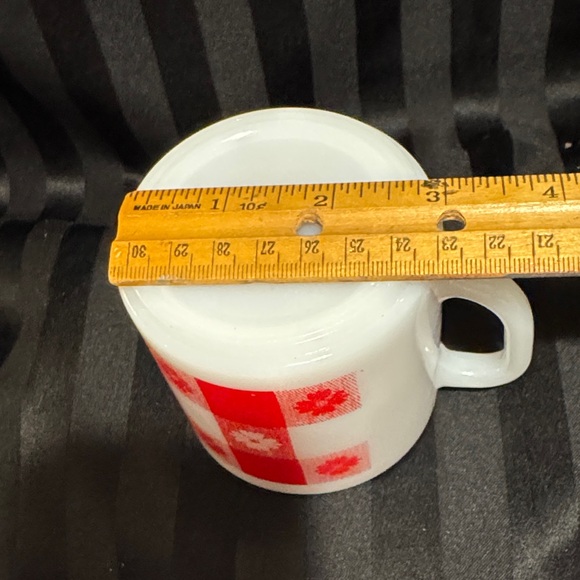Vintage Federal Milk Glass Mugs in Red and White Gingham with Small Flowers - Picture 12 of 16